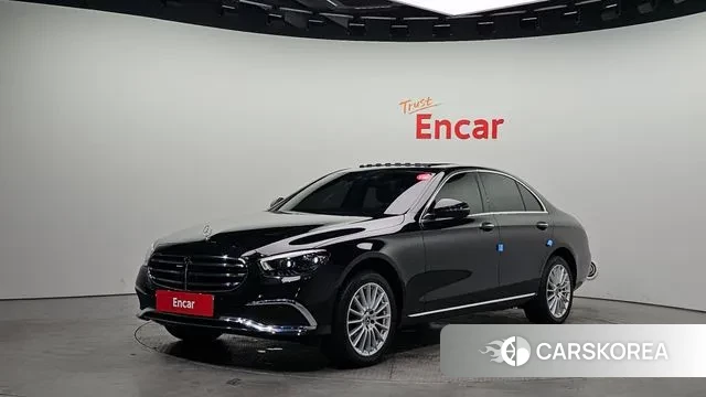 Mercedes-Benz E-Class W213 2022 Черный из Кореи