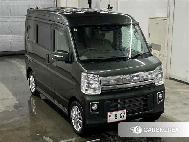 Nissan NV100 Clipper Rio 2023 из Японии