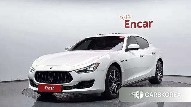 Maserati Ghibli 2019 Белый из Кореи