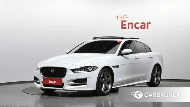 Jaguar XE 2019 Белый из Кореи