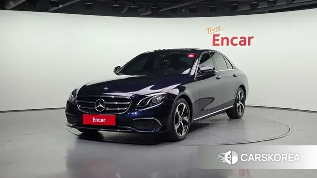 Mercedes-Benz E-Class W213 2019 Синий из Кореи