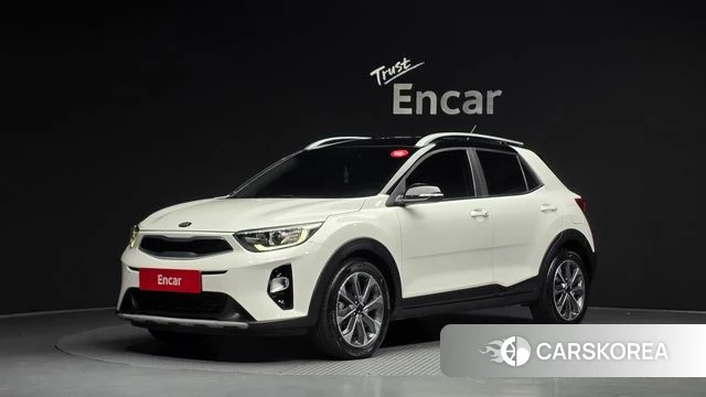 Kia Stonic 2018 Белый из Кореи