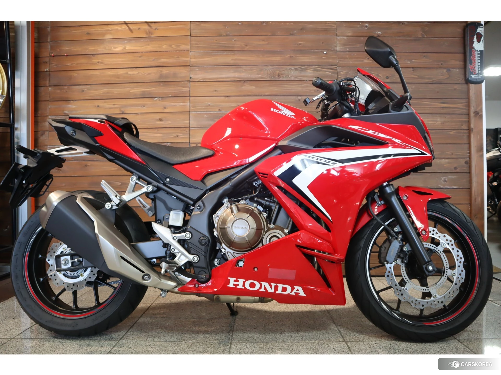 Проданный Honda CBR400R 2021 из Японии, фото 2