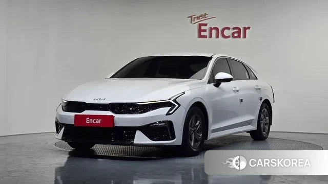 Kia The New K5 3rd generation 2024 Белый из Кореи