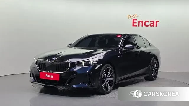 BMW 5 Series (G60) 2025 Черный из Кореи