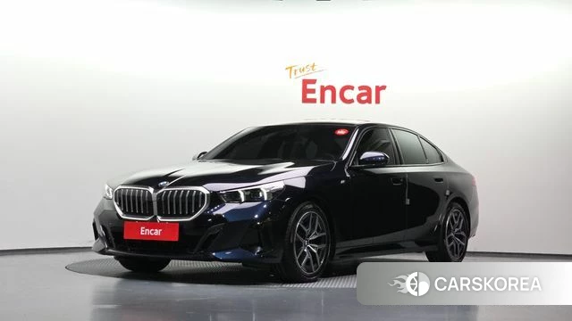 BMW 5 Series (G60) 2024 Черный из Кореи