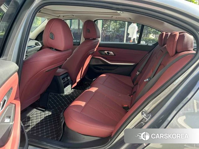 BMW i3 2022 Серебристо-серый из Китая
