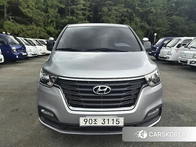 Hyundai The New Grand Starex 2019 Серый из Кореи