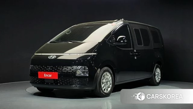 Hyundai Staria 2025 Черный из Кореи