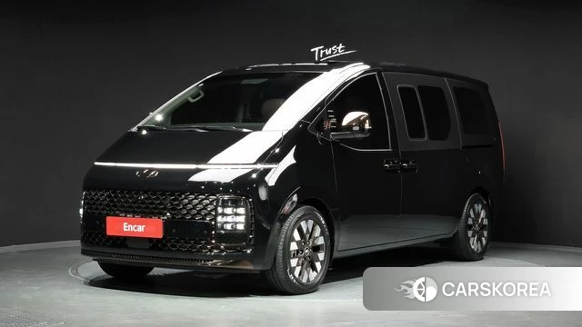 Hyundai Staria 2023 Черный из Кореи