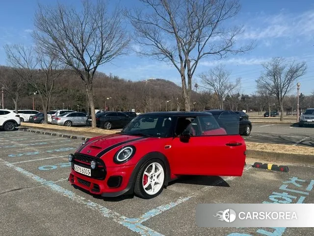 Mini Cooper S 2018 Красный из Кореи