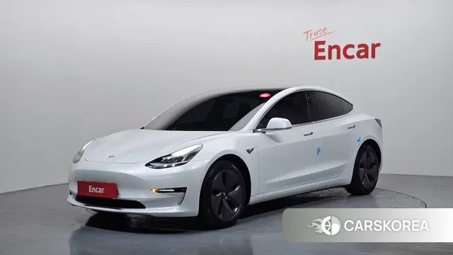 Tesla Model 3 2020 Белый из Кореи
