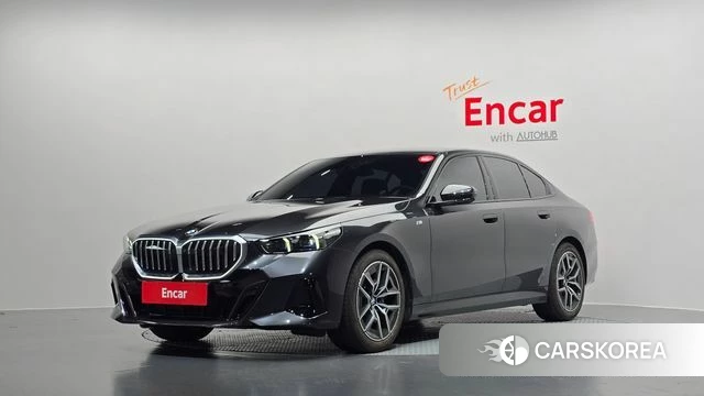BMW 5 Series (G60) 2025 Серый из Кореи