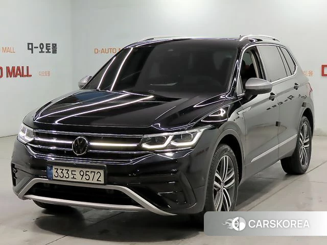 Volkswagen Tiguan Allspace 2023 Черный из Кореи
