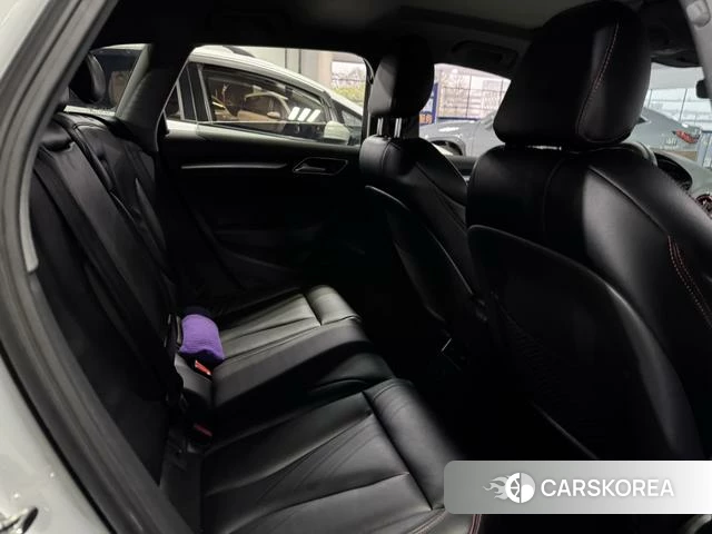 Audi A3 2019 Белый из Китая