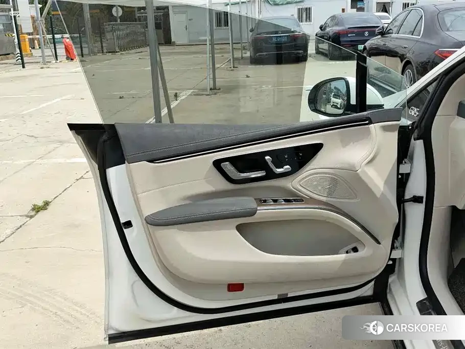 Mercedes-Benz EQS 2024 Белый из Китая