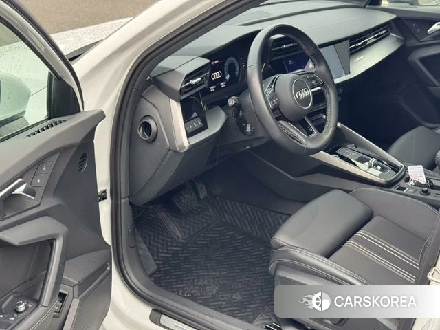Audi A3 2023 Белый из Китая