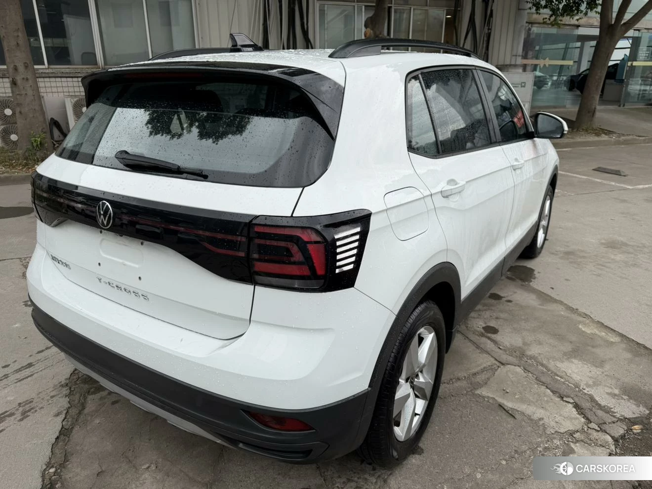 Volkswagen Tu Kai 2023 Белый из Китая