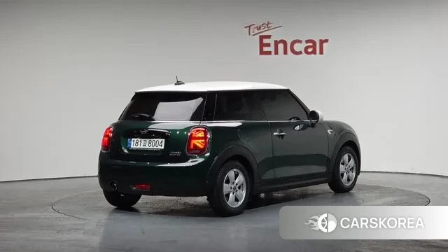 Mini Cooper 2018 Зеленый из Кореи