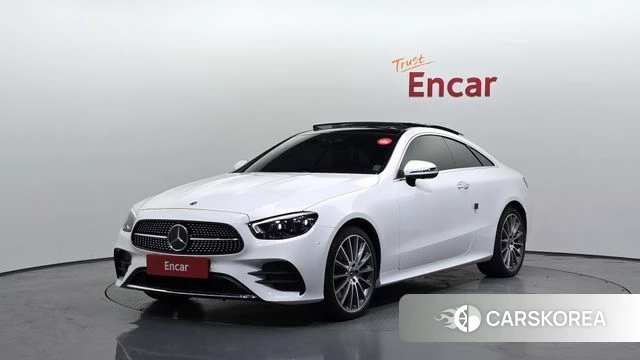 Mercedes-Benz E-Class W213 2021 Белый из Кореи