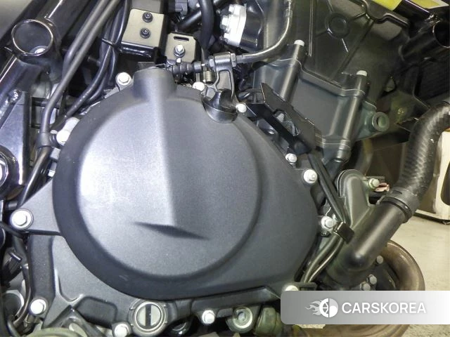 Engine photo