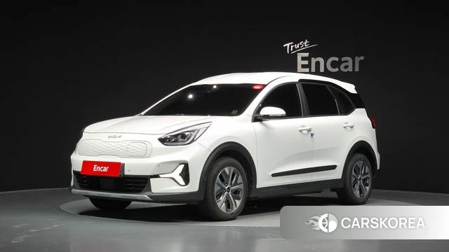 Kia Niro Plus 2022 Белый из Кореи
