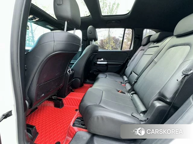 Mercedes-Benz GLB 2022 Белый из Китая