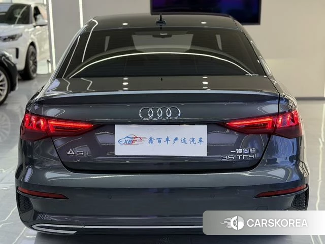 Audi A3 2021 Темно-серый из Китая