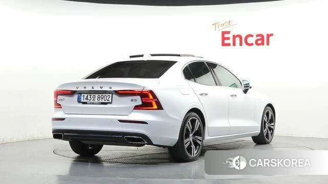 Volvo S60 3rd generation 2020 Белый из Кореи