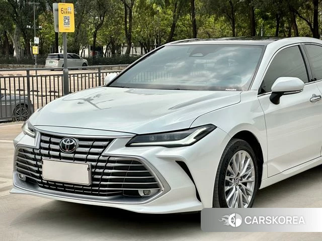Toyota Asian dragon 2025 Белый из Китая