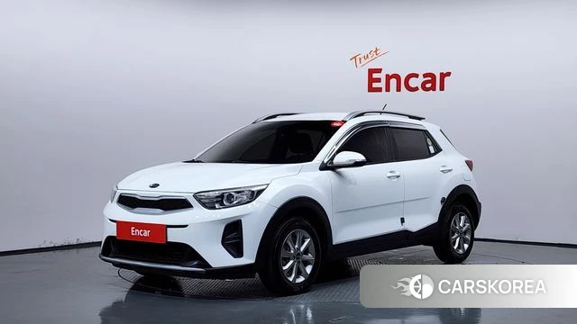 Kia Stonic 2018 Белый из Кореи