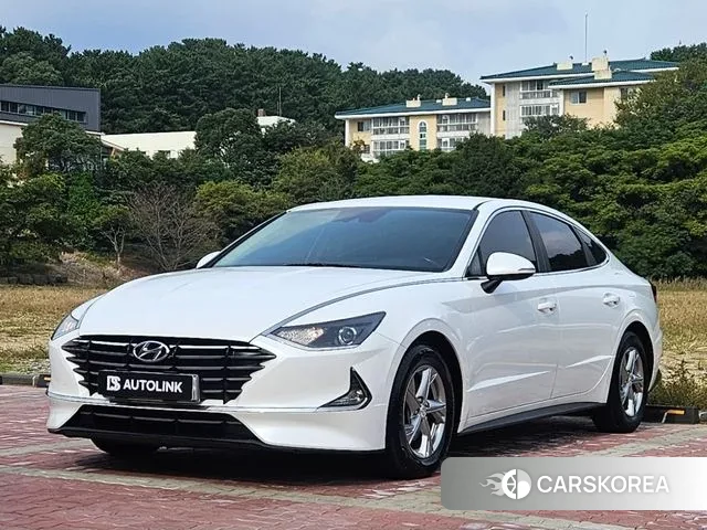 Hyundai Sonata (DN8) 2020 Белый из Кореи