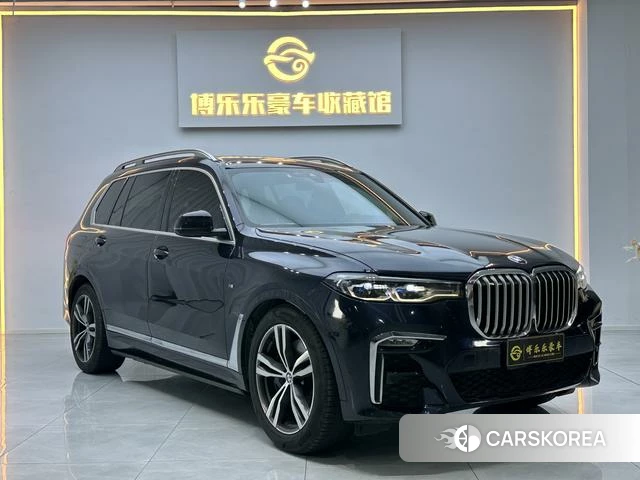 BMW X7 2022 Черный из Китая
