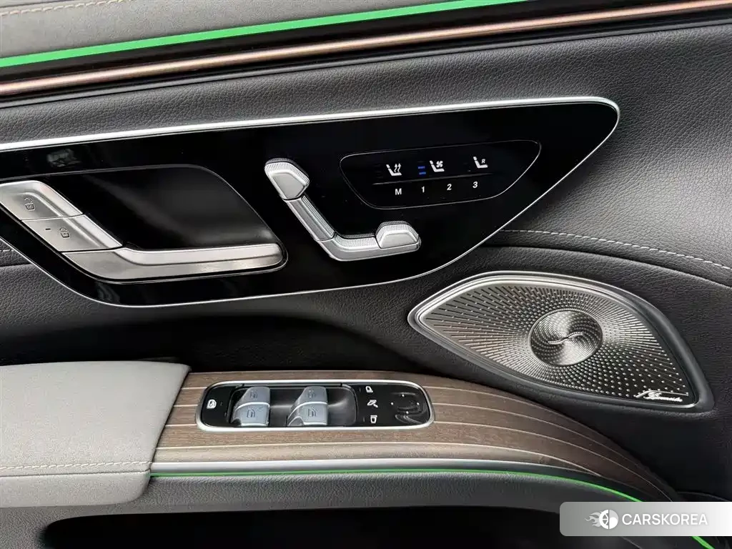 Mercedes-Benz EQS SUV 2026 Черный из Китая