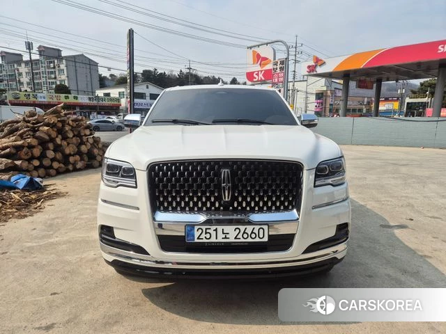 Lincoln Navigator 4th generation 2023 Белый из Кореи