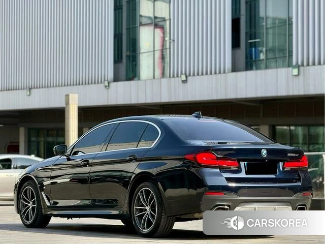 BMW 5 series 2023 Черный из Китая