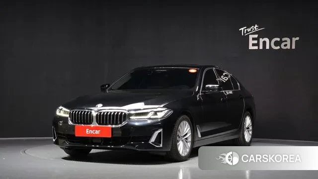 BMW 5 Series (G30) 2022 Черный из Кореи