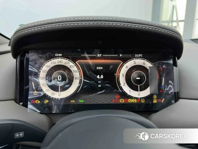 Aston Martin DB12 2026 Темно-серый из Китая