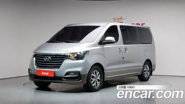 Hyundai The New Grand Starex 2019 Серебристо-серый из Кореи