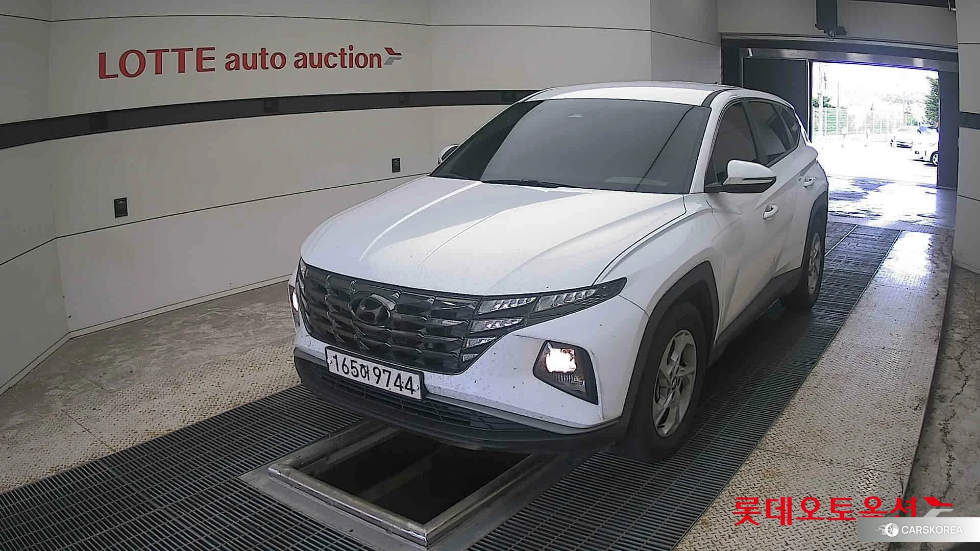 Hyundai Tucson 2022 Creamy White Pearl из Кореи