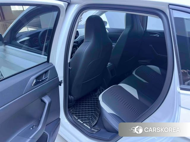 Volkswagen Polo 2021 Белый из Китая