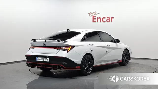 Hyundai The New Avante (CN7) 2024 Белый из Кореи