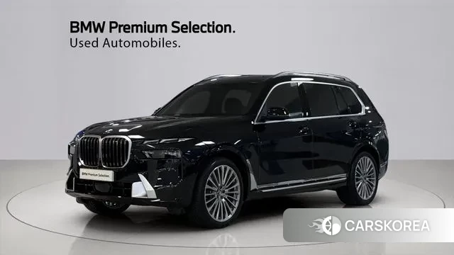 BMW X7 (G07) 2023 Черный из Кореи