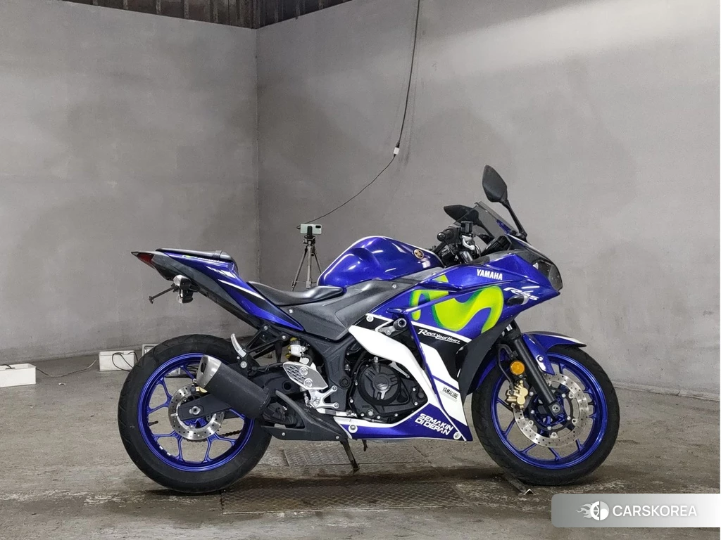 Проданный Yamaha YZF-R25 2015 из Японии