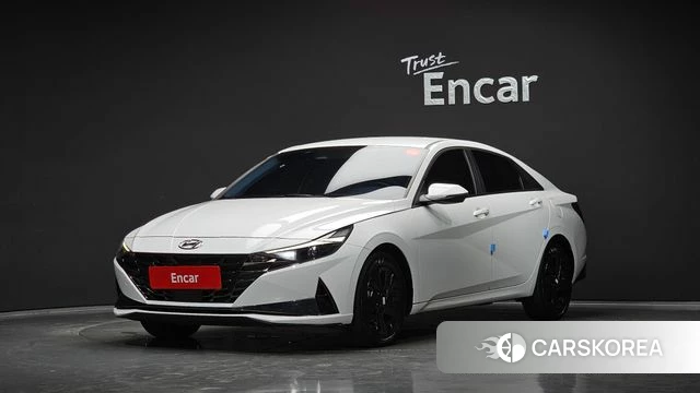 Hyundai Avante Hybrid (CN7) 2023 Белый из Кореи