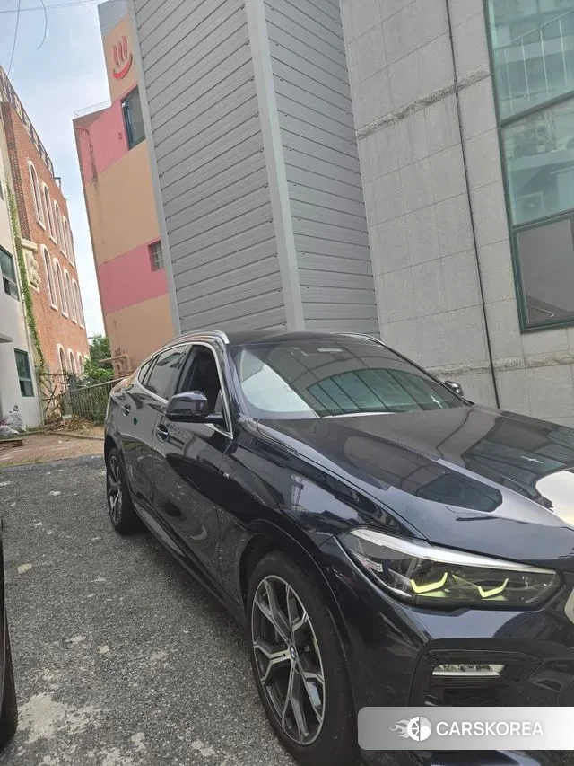 BMW X6 (G06) 2020 Черный из Кореи