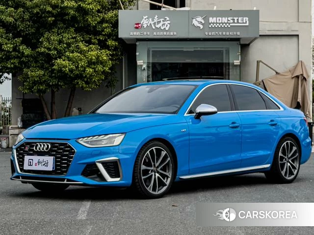 Audi S4 2021 Синий из Китая