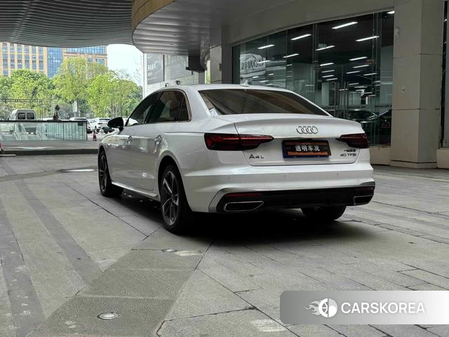 Audi A4L 2024 Белый из Китая