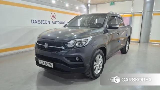 Ssangyong Rexton Sports 2018 Серый из Кореи