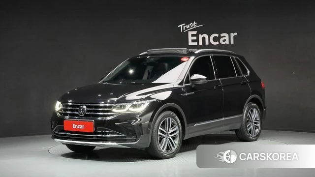 Volkswagen Tiguan second Generation 2022 Серый из Кореи